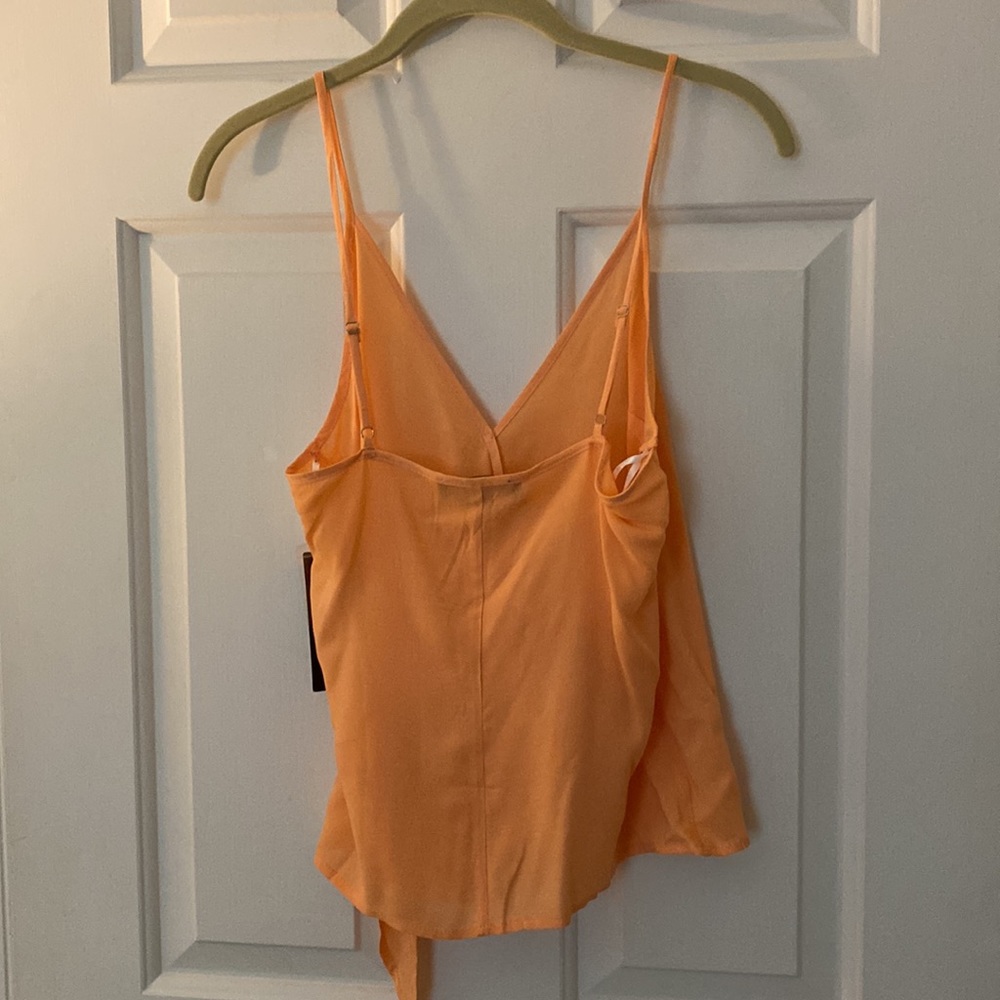 LuLu’s NWT Orange Cream Surplice Wrap Tank Top Size Small S - Picture 4 of 4